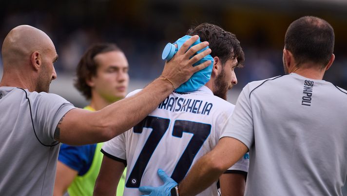 Kvara, costretto a rimanere in ospedale dopo il Verona: cosa filtra per il Bologna - immagine 1