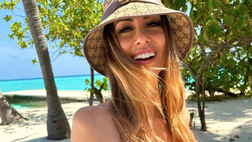 Stefania Macario, fisico strepitoso. Lady Di Gennaro incanta in bikini