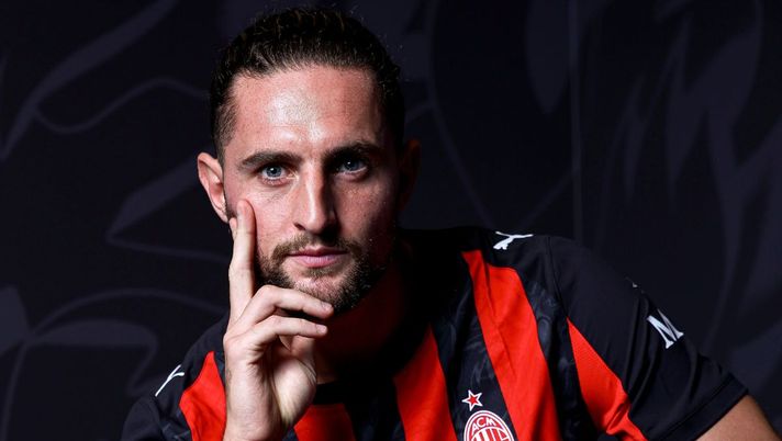 Adrien Rabiot è alla sua prima stagione con la maglia del Milan | AC Milan News (Getty Images) Milan, Galeone: 'Ecco perché Allegri ha voluto Rabiot'