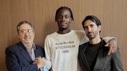 UFFICIALE – Inter, Bisseck passa all’agenzia di Branchini: “Yann tra i più completi al mondo”