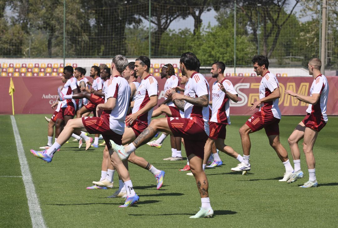 Trigoria, la seduta di allenamento a due giorni dalla Fiorentina – FOTO GALLERY - immagine 16
