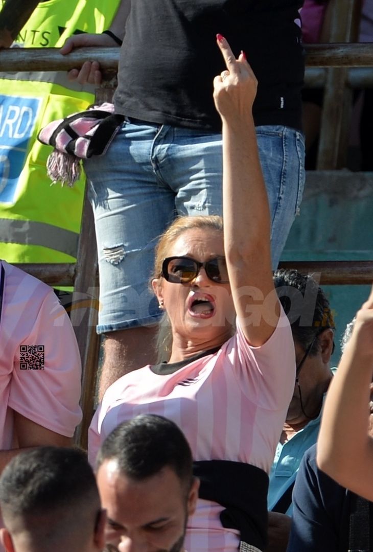 FOTOTIFO Palermo-Sudtirol 2-1, gli scatti ai tifosi al “Renzo Barbera” (GALLERY) - immagine 23