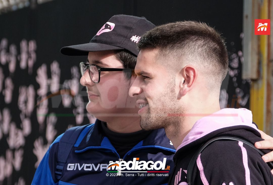 FOTO Südtirol-Palermo, la squadra in partenza dallo stadio “Renzo Barbera” (GALLERY) - immagine 26
