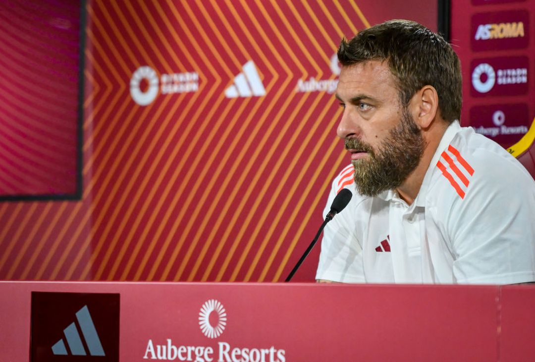 De Rossi in conferenza stampa alla vigilia del Genoa – FOTO GALLERY - immagine 9