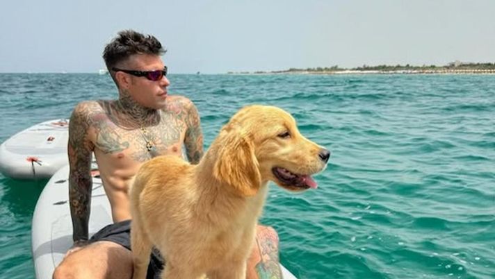 Fedez contro un’attivista green: scontro durissimo dopo le accuse sui jet privati - immagine 1