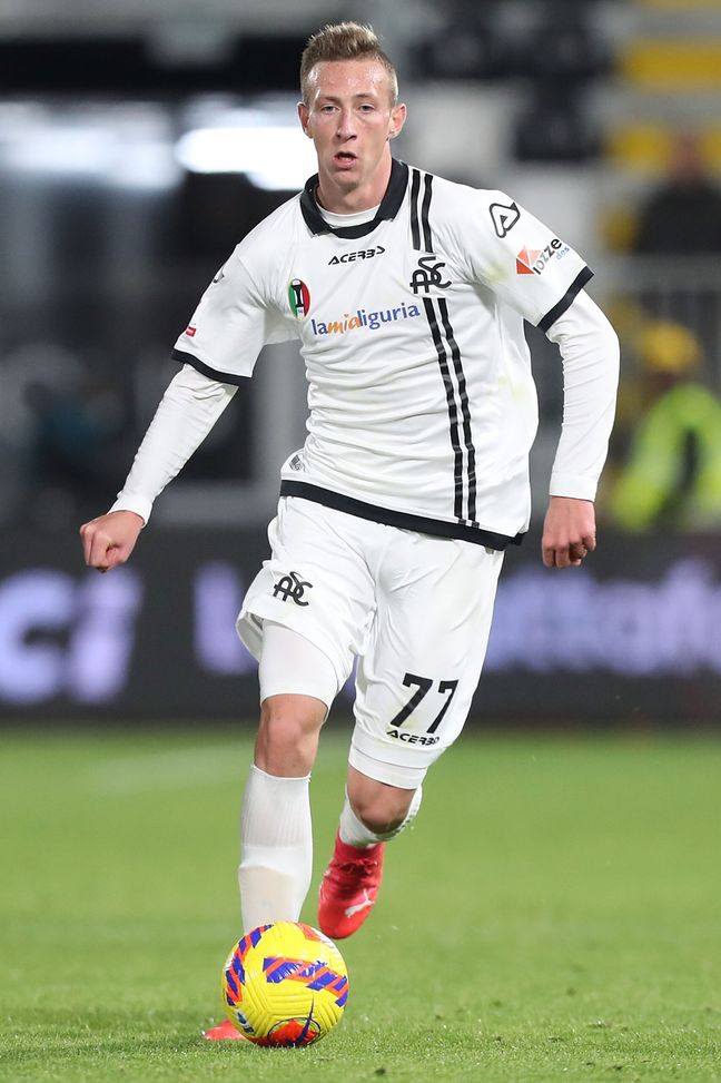 Cremonese e Spezia a caccia della Serie A: ecco la top XI combinata tra le squadre- immagine 3