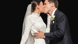 Federico Chiesa e Lucia Bramani hanno detto sì: lui firma autografi prima delle nozze