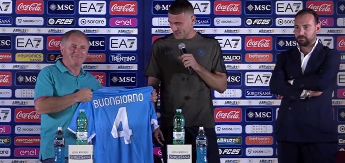 FOTO Presentazione Buongiorno, ecco il numero scelto dal difensore- immagine 2