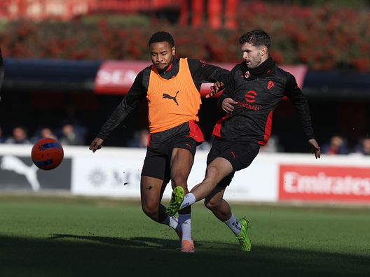 Christian Pulisic e Christopher Nkunku oggi a Milanello (Photo by Claudio Villa/AC Milan via Getty Images) La ripresa degli allenamenti oggi a Milanello: tutte le foto