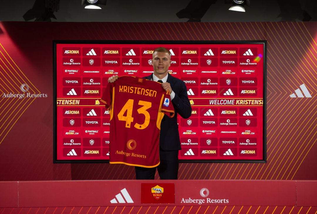 Roma, le prime immagini di Kristensen con la maglia giallorossa – FOTO GALLERY - immagine 2