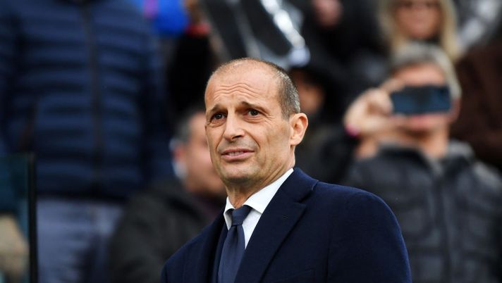 TURIN, ITALY - APRIL 27: Massimiliano Allegri, Head Coach of Juventus, looks on prior to the Serie A TIM match between Juventus and AC Milan at Allianz Stadium on April 27, 2024 in Turin, Italy. (Photo by Valerio Pennicino/Getty Images)  Allegri-milan-ufficiale-allenatore-firma-inter-finale-champions-league