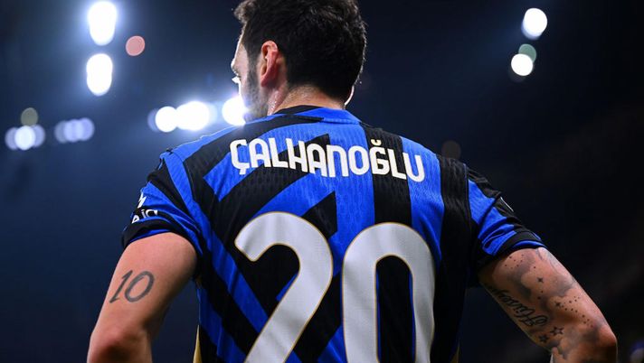 Meno gol, assist, presenze: un altro Calhanoglu rispetto al 23-24. Inzaghi lo aspetta - immagine 1