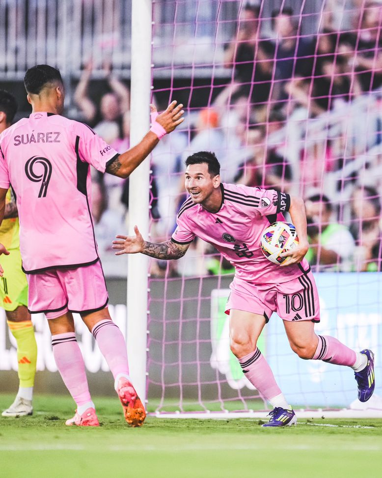 Inter Miami, il derby dei record: Messi batte Carlos Vela nella MLS- immagine 2