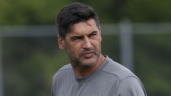 Paulo Fonseca (allenatore AC Milan), qui durante una seduta di allenamento nel New Jersey | Milan News (Getty Images) Paulo Fonseca AC Milan allenamento New Jersey
