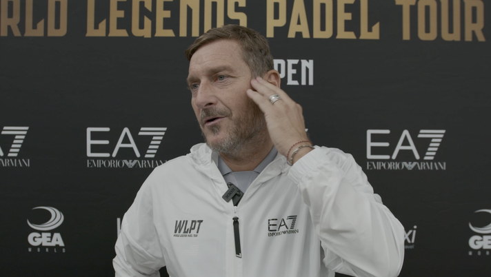 “Saluto Serme!”, la gaffe di Totti con Cosmi è virale. E il mister lo ‘bacchetta’ - immagine 1