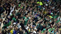 Tragedia prima di Palmeiras-Flamengo: tifoso muore cadendo da un autobus scoperto