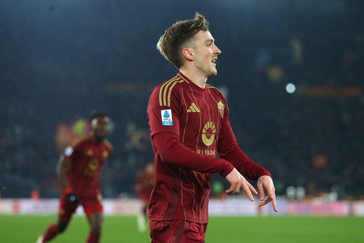 Roma, finalmente uno show: Lecce demolito 4-1. Ranieri festeggia la 100esima panchina- immagine 2