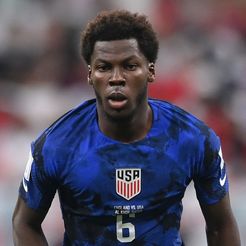 Yunus Musah, centrocampista AC Milan: ruolo, stipendio, caratteristiche, chi è, biografia e valore di mercato su Pianeta Milan | AC Milan News (Foto: Getty Images) Yunus Musah
