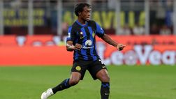 Pioggia di fischi per un ex viola durante Juve-Inter