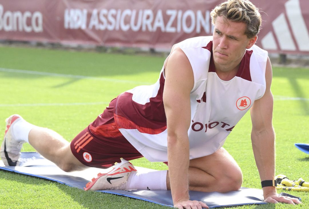 Roma, inizia il ritiro – FOTO GALLERY - immagine 38