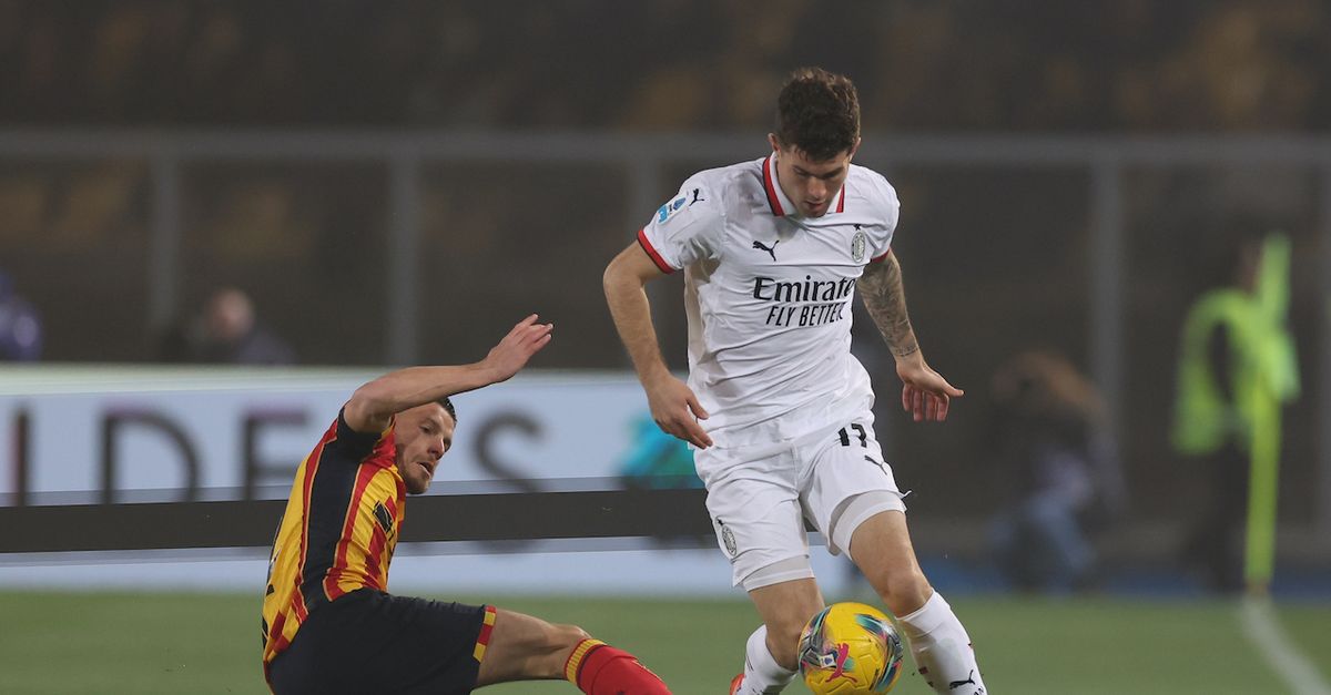 Il Milan ribalta il Lecce e torna alla vittoria: Pulisic e Leao trascinano i rossoneri al 3 2