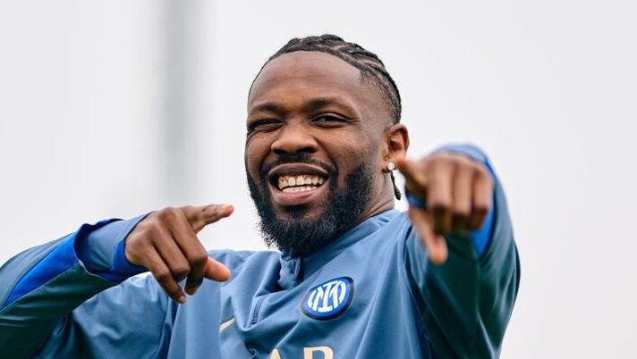 Novità dall’allenamento dell’Inter: le ultime su Thuram, slitta il rientro di C. Augusto, Darmian… Novità dall’allenamento dell’Inter: le ultime su Thuram, slitta il rientro di C. Augusto, Darmian… - immagine 1