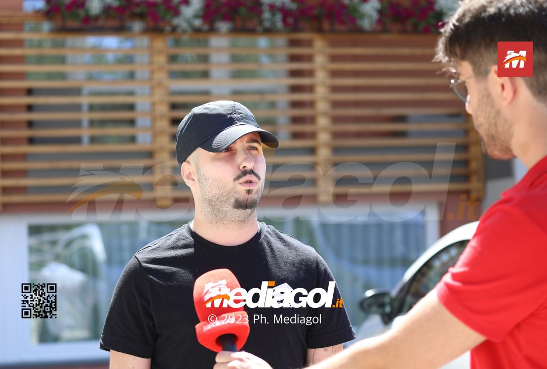 FOTO Palermo, tifosi rosanero accolgono la squadra di Corini in ritiro (GALLERY) - immagine 7