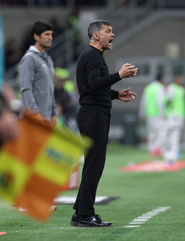 (Photo by Claudio Villa/AC Milan via Getty Images)  difesa Milan