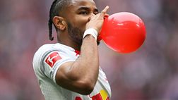 Nkunku, cosa c’è dietro alla sua esultanza col palloncino?