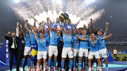 Nel Rione Sanità si celebra il Tricolore, il Vesuvio erutta il 4° scudetto – LA FOTO