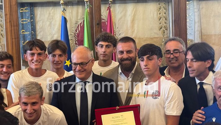 De Rossi in Campidoglio: “L’Ostiamare deve diventare sempre più serio e professionale” De Rossi in Campidoglio: “L’Ostiamare deve diventare sempre più serio e professionale” - immagine 1