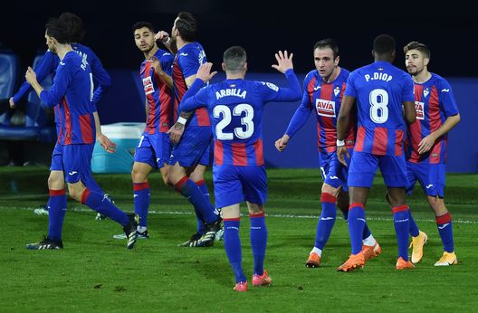 Eibar, nel mirino i balconi dei palazzi dietro lo stadio: previste multe per i residenti- immagine 3