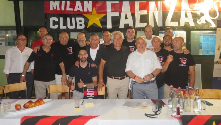 Milanista da sempre, l’estate rossonera di Roberto Donadoni Milanista da sempre, l’estate rossonera di Roberto Donadoni - immagine 1