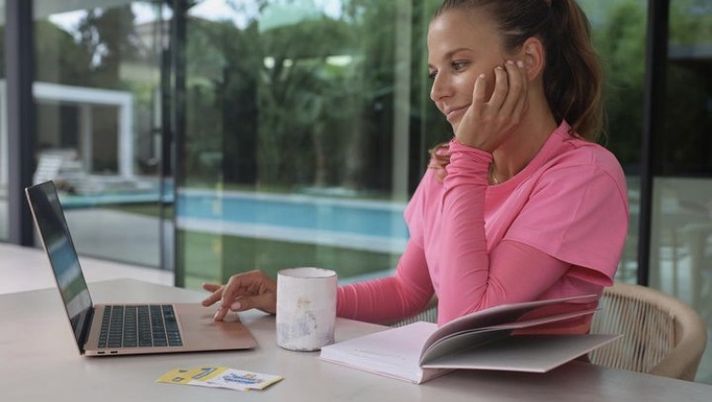 Moglie di Lewandowski a 360 gradi, imprenditrice ma non solo: ecco le arti marziali… - immagine 1