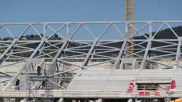 Repubblica sul Franchi: “Arredi e sky box, ma niente soldi in più per Commisso” - immagine 1