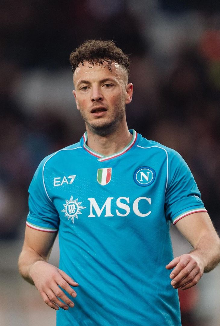 GALLERY Napoli, è febbre da Toro! Le immagini dei match con i granata negli anni - immagine 9