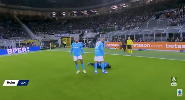 Fallaccio Juan a Thuram, Doveri: “Calcia e lo prende dopo”. Lautaro risponde: “Ok, allora adesso…”- immagine 2