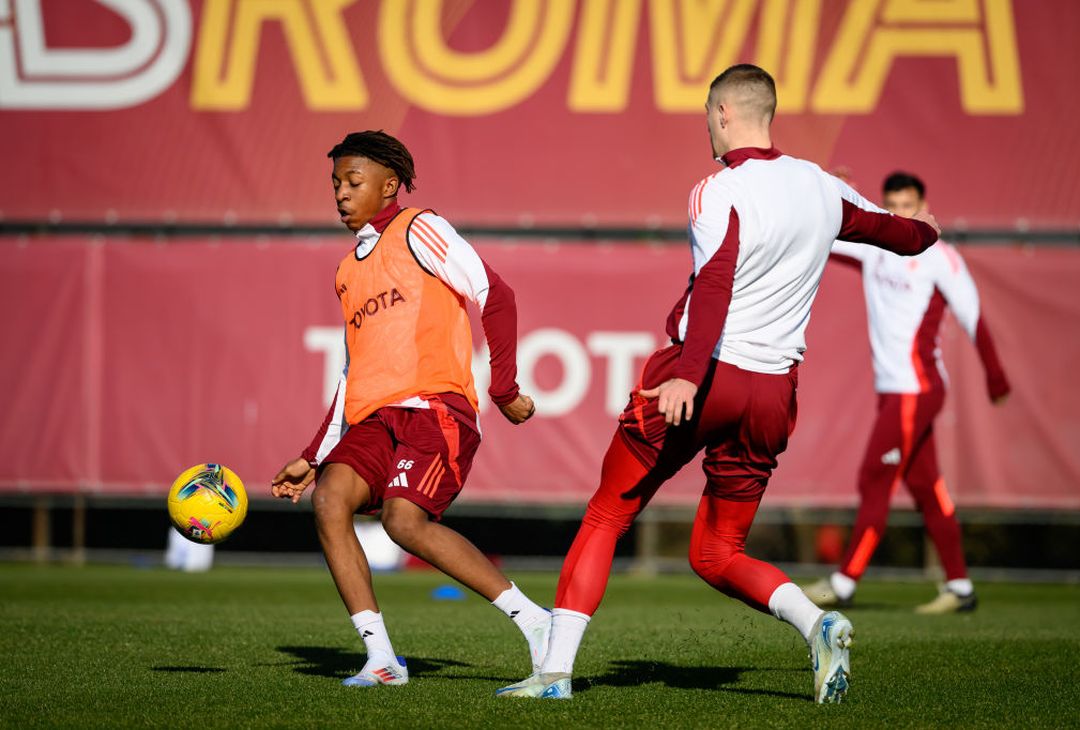 Roma, secondo allenamento dell’anno: Dovbyk torna in gruppo – FOTO GALLERY - immagine 54