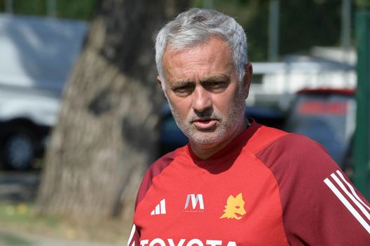 Clamoroso CdS: “Mourinho licenziato se perde a Cagliari. Friedkin voleva già cacciarlo dopo…”- immagine 3