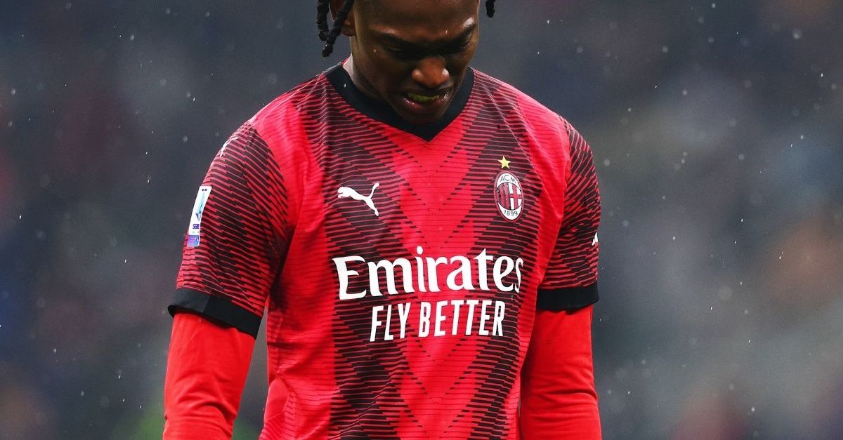 Leao non ha ancora recuperato, non sarà convocato per Lecce Milan Leao non ha ancora recuperato, non sarà convocato per Lecce Milan