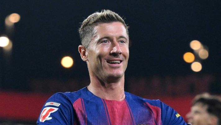 Robert Lewandowski (attaccante Barcellona) | LaLiga News (Getty Images) Milan in missione per Lewandowski: perché può diventare possibile il suo arrivo