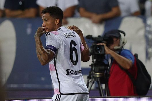 Getty Images Juve, Danilo: “In futuro studierò psicologia, voglio aiutare i bimbi nel calcio”- immagine 2