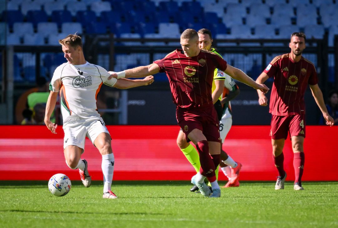 Roma-Venezia 2-1 – FOTO GALLERY - immagine 78