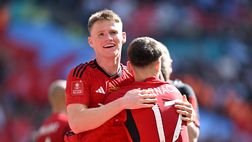 FOTO McTominay è atterrato a Capodichino: ecco chi lo attende all’aeroporto