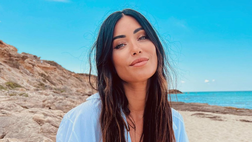 VIDEO / Federica Nargi in spiaggia con la sorella Claudia: è ottobre ma sembra agosto