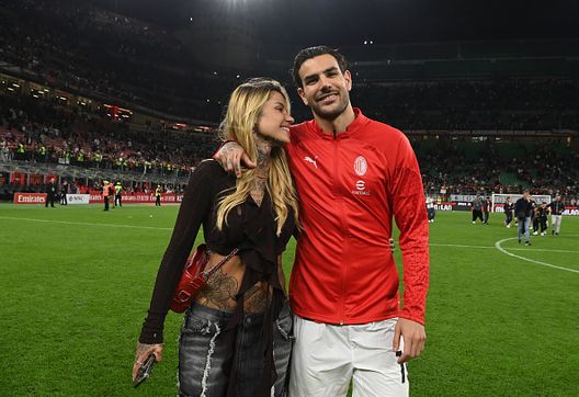 Una sosta fin troppo tranquilla per il Milan: i rinnovi, la pace tra Leao e Fonseca, Theo e Zoe…- immagine 3