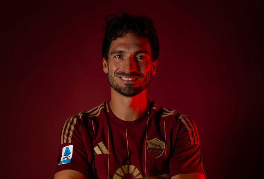 Roma, le prime immagini di Hummels con la maglia giallorossa – FOTO GALLERY - immagine 14