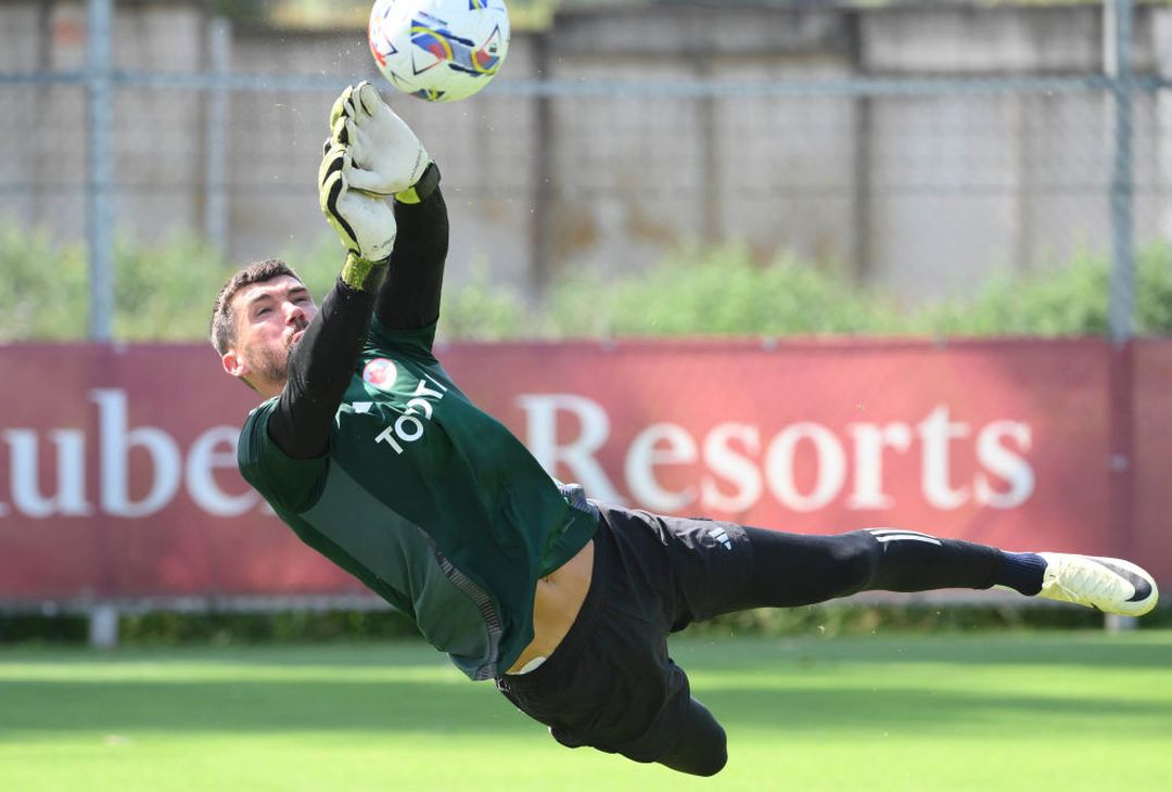 Roma, lavoro sul campo e in palestra a Trigoria – FOTO GALLERY - immagine 8
