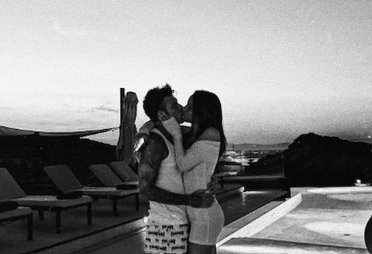 Fedez con Giulia sui social: “Se smetti di inseguire smetti di scappare”- immagine 2
