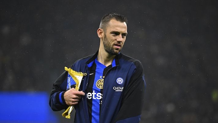 De Vrij: “Grande parata di Maignan su di me! Rinnovo? Non ci penso minimamente ora” - immagine 1